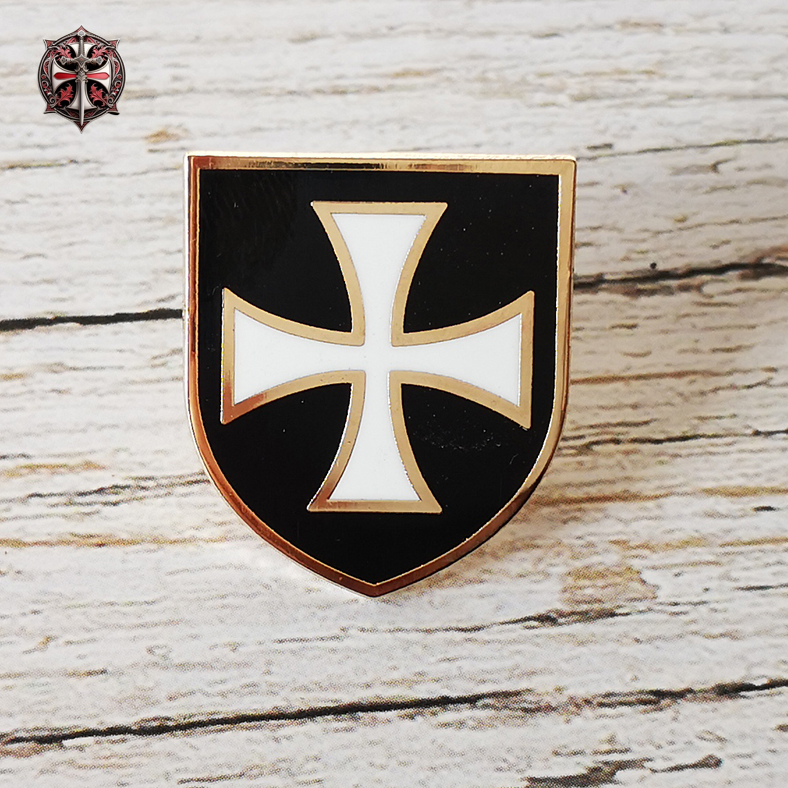 Pin's Bouclier Croix Pattée