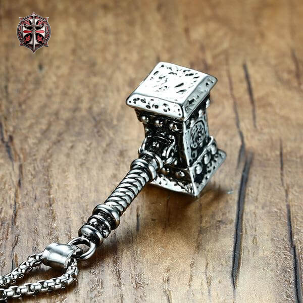 Collier du Marteau