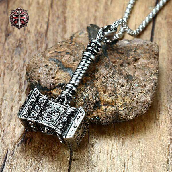 Collier du Marteau