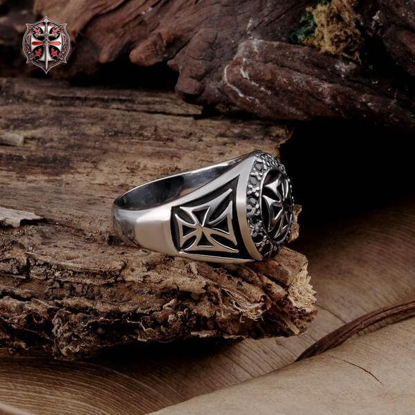 Bague de la Hiérarchie