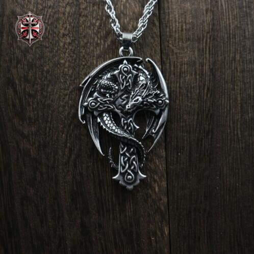 Collier du Dragon Sacré