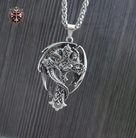 Collier du Dragon Sacré