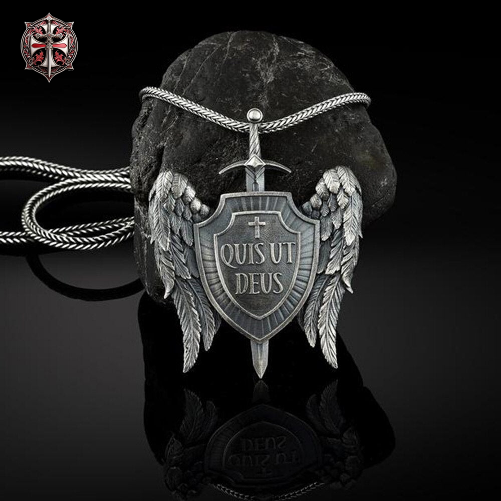 Collier Quis Ut Deus