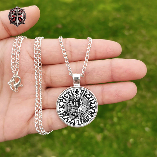 Collier Symbole Templier