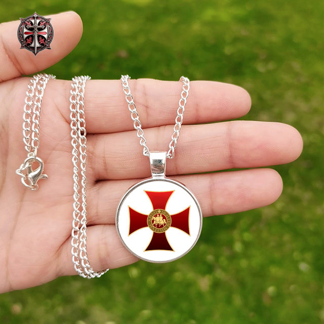Collier Symbole Templier