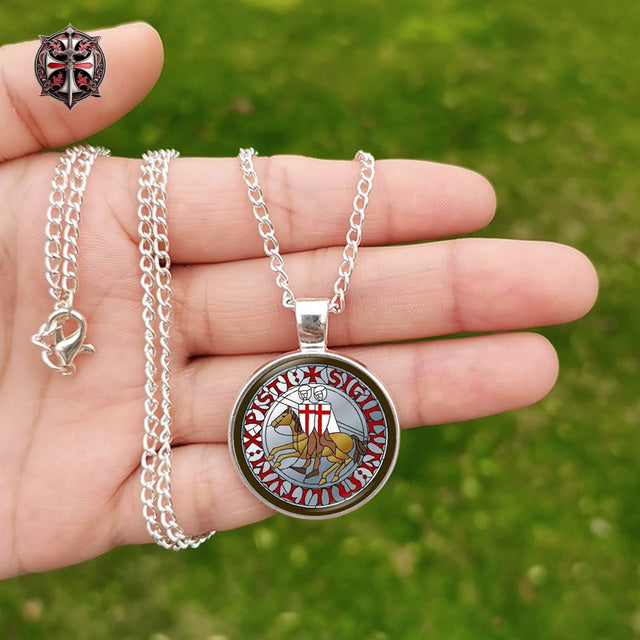 Collier Symbole Templier