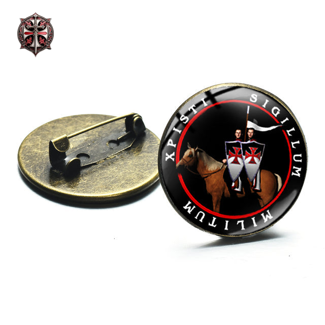 Pin's Templier