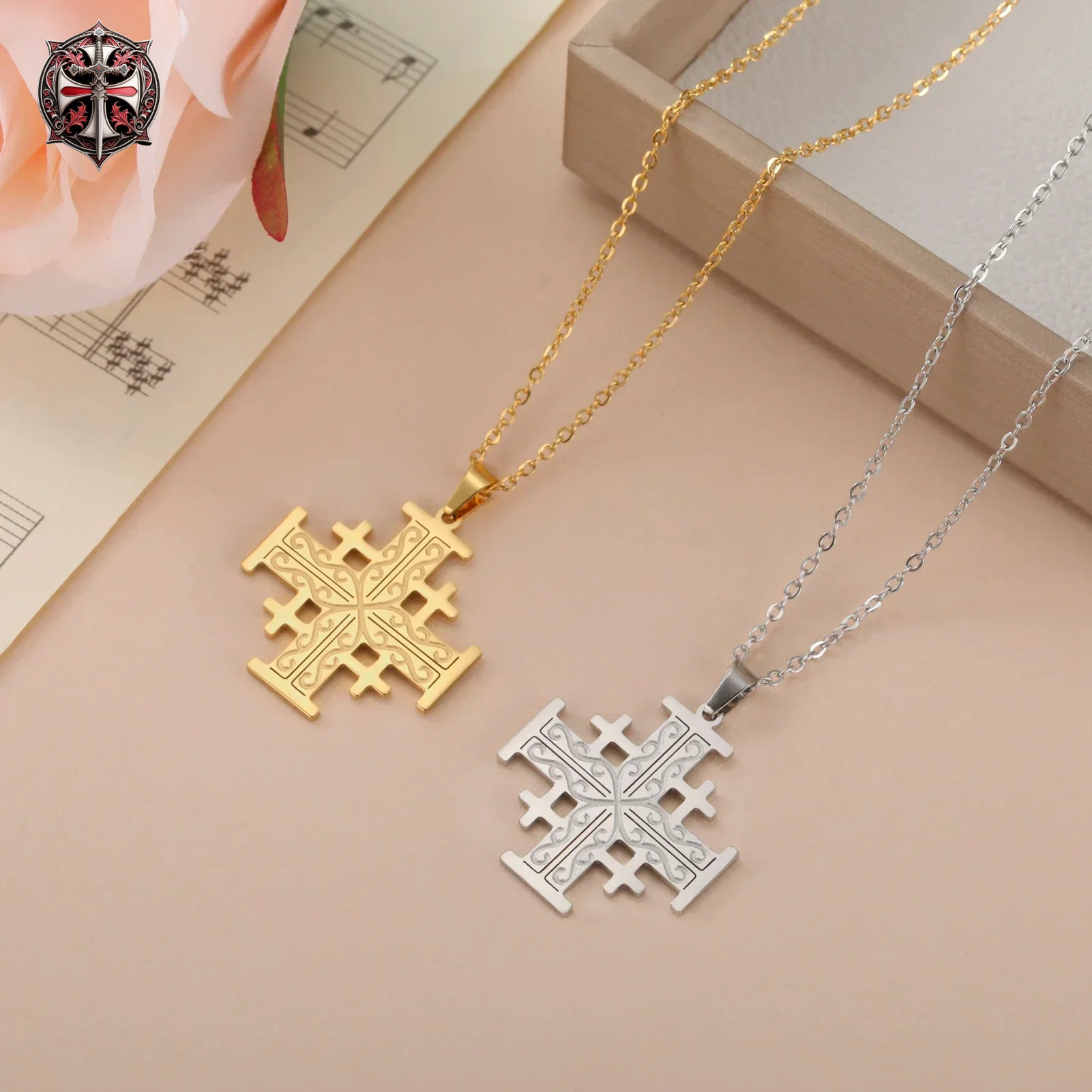 Collier Croix de l'Ordre Jérusalem Femme
